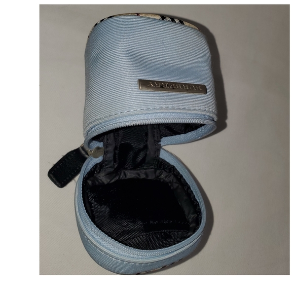 Authentic Preowned Burberry Pouch - Picture 9 of 10